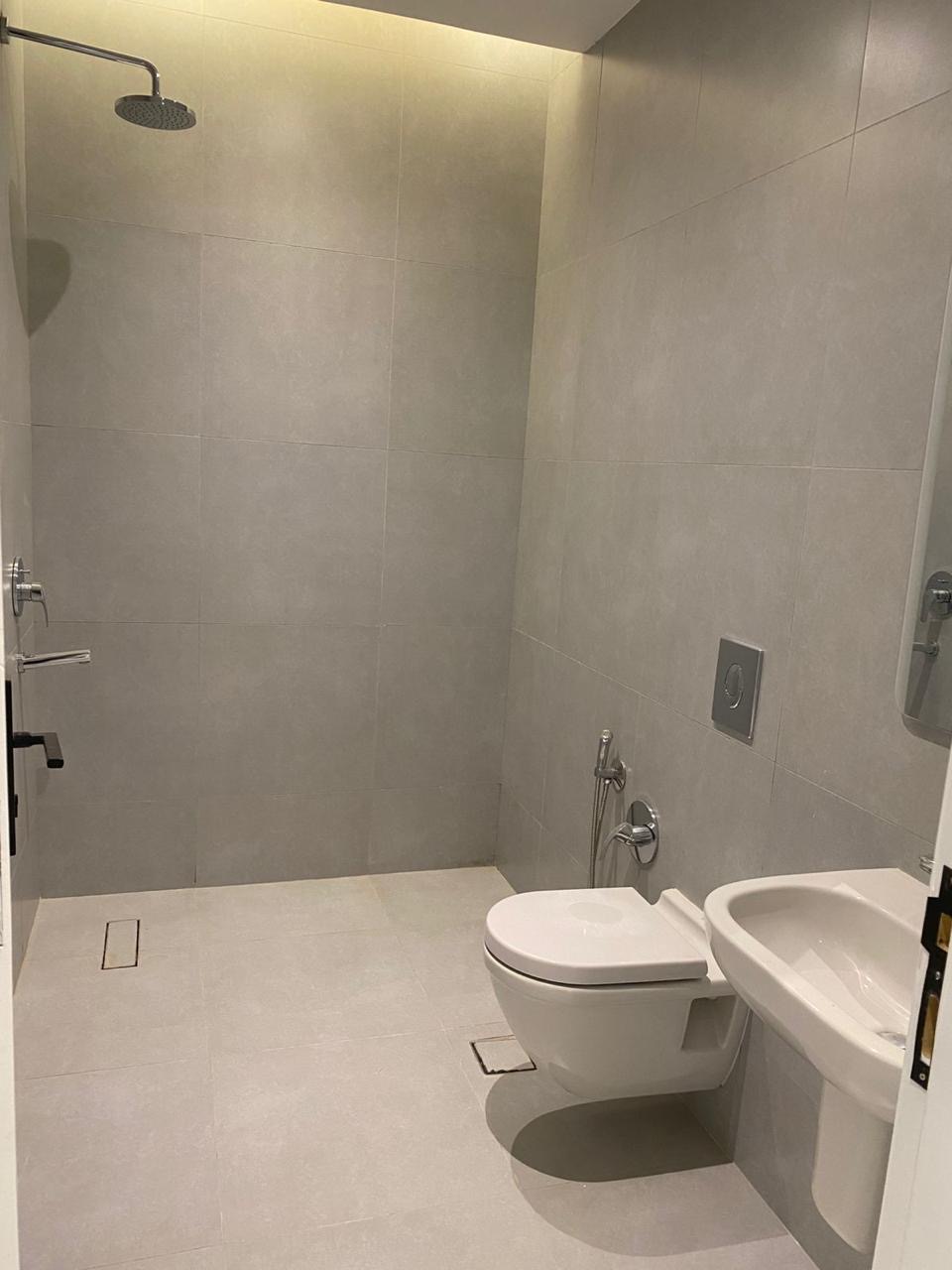 🏡 **Luxury Apartment for Rent in Sayel Al Narciss Project** 🌟  